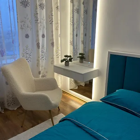 Простора Та Стильна 2 Кімнатна В Центрі Черкас На Бульварі Шевченко З Панорамним Видом Та Смарттв -Дві Окремі Охайні Спальні З Кондиціонерами Cherkasy Exterior photo
